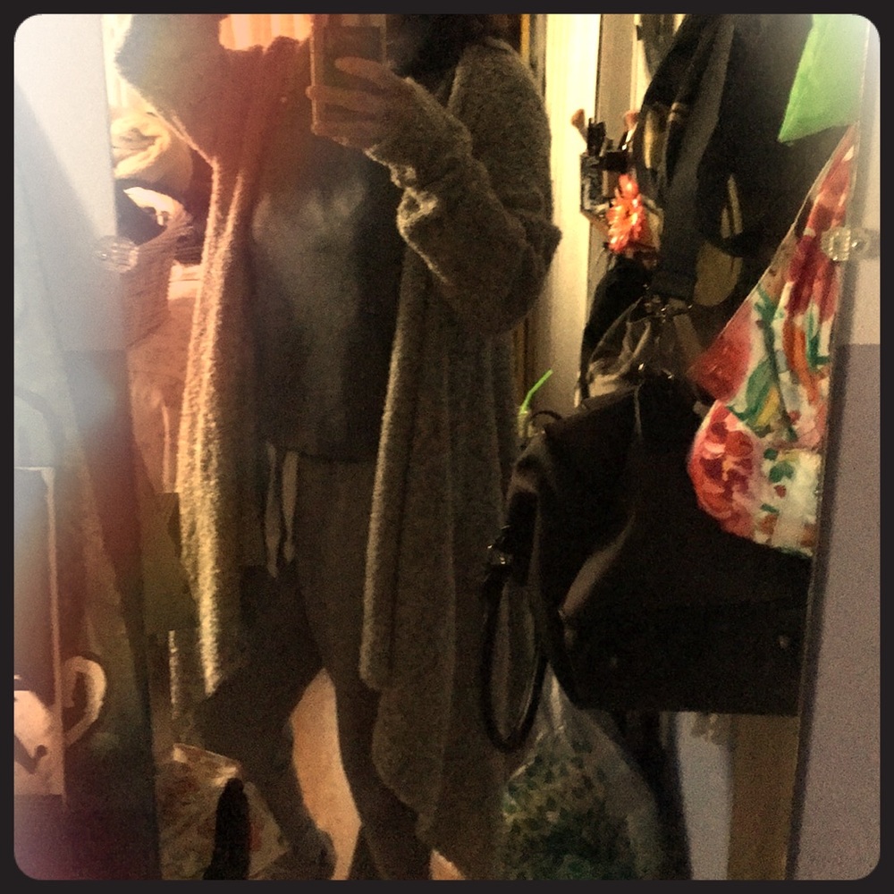 Oversized cardigan 💗